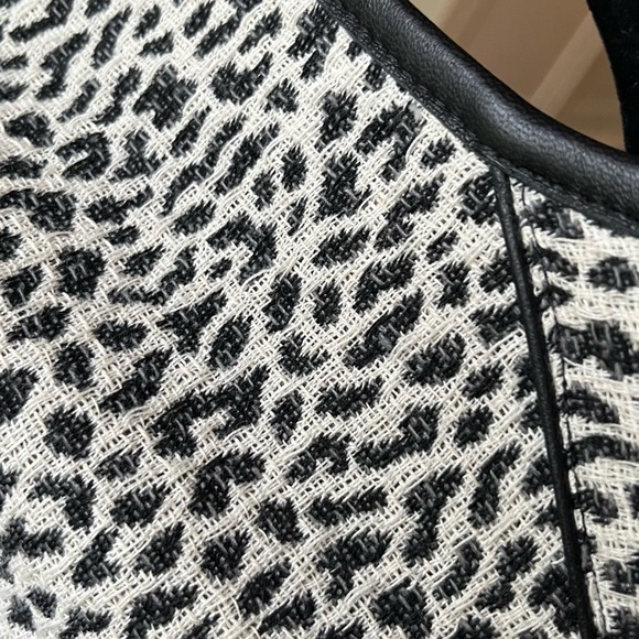 Joie xs jacket in animal print with leather detailing, offset zipper close. - Picture 7 of 9